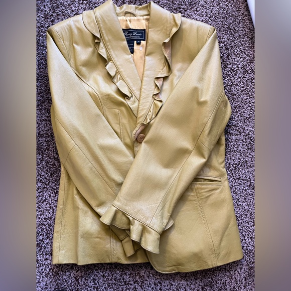 Jerry Lewis Mustard Ruffle Blazer - Picture 6 of 7